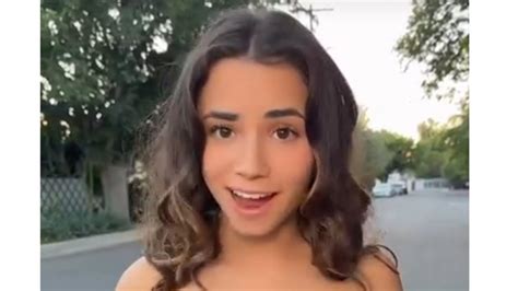 daisy jameliz|Jameliz Benitez Smith (daisybloomss) – Bio, Age & Family Life